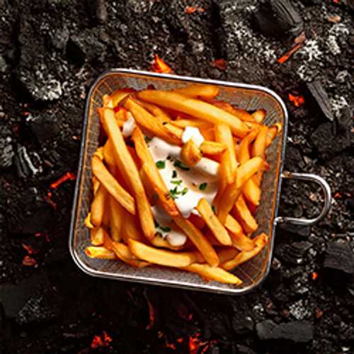FRITES MAISON SAUCE FROMAGÈRE